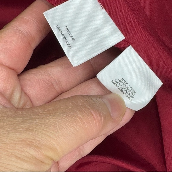 Anne Klein Red Blazer Notched Lapels Fitted Silhouette contrasting waist band 12 - Picture 15 of 16